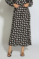 Timeless-Skirt-Black-Spot-2