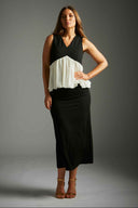 graciousness-skirt-black